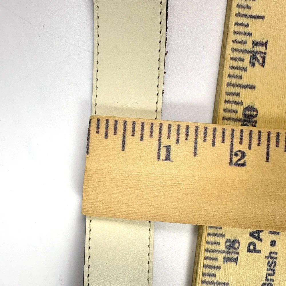 VTG 80s Liz Claiborne Waxed Saddle‎ Leather Belt Womens Sz M White Silver Swivel